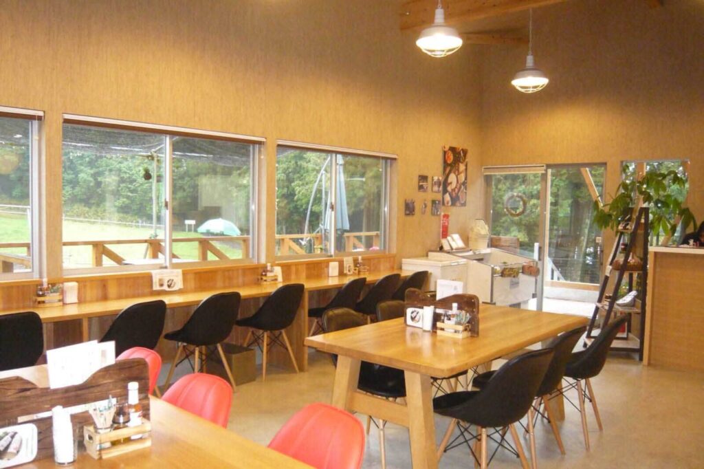 cafe.jpg