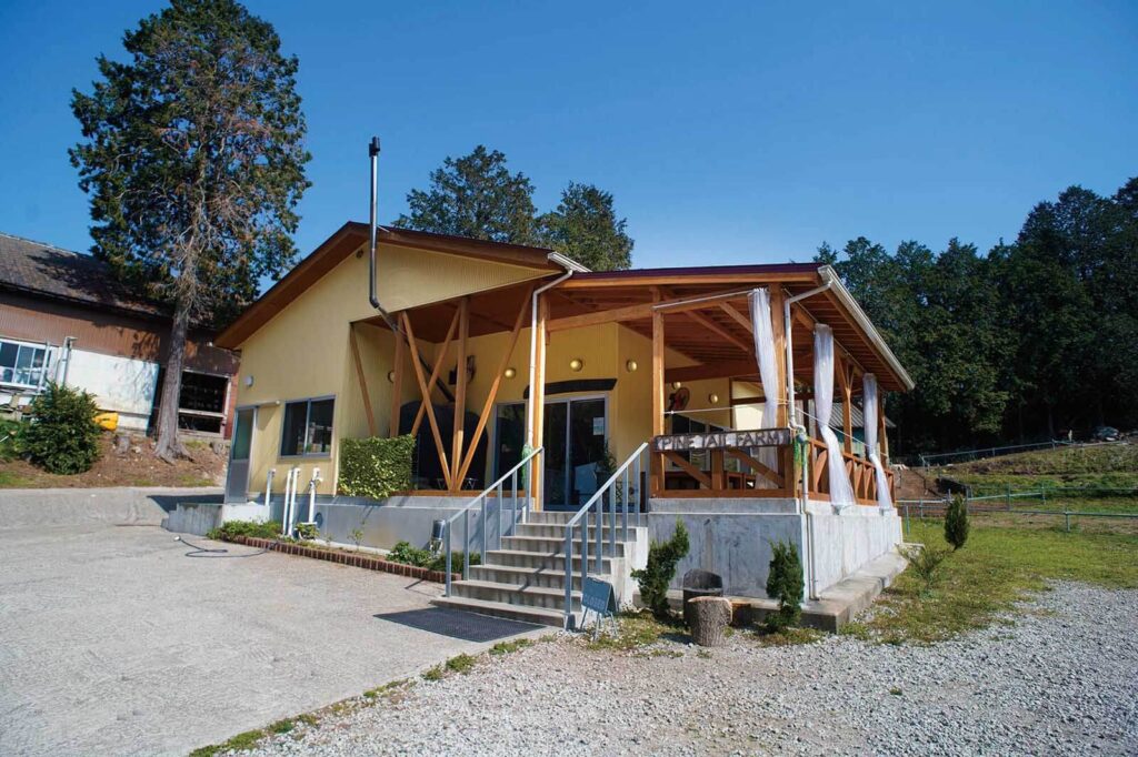 exterior.jpg